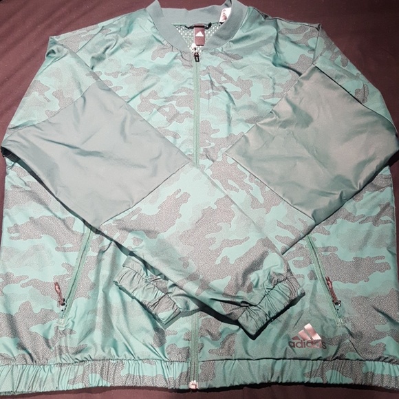 ⛔SOLD⛔ NWT Adidas Green Camo Bomber Jacket - Picture 3 of 7